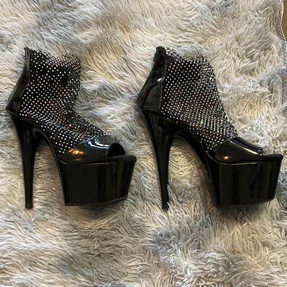 Exotic heels - Picture 3 of 4